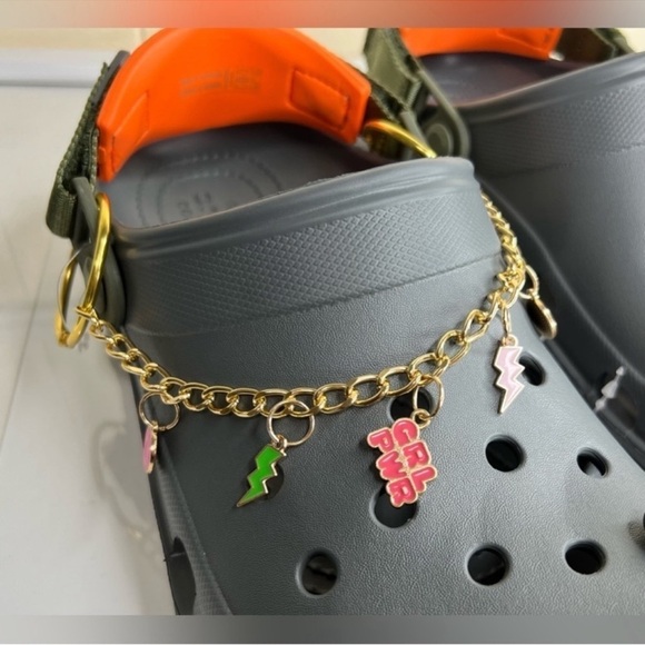 Croc Charm Chains Gold Girl Power/Lightning Bolt/Smiley - Picture 2 of 2